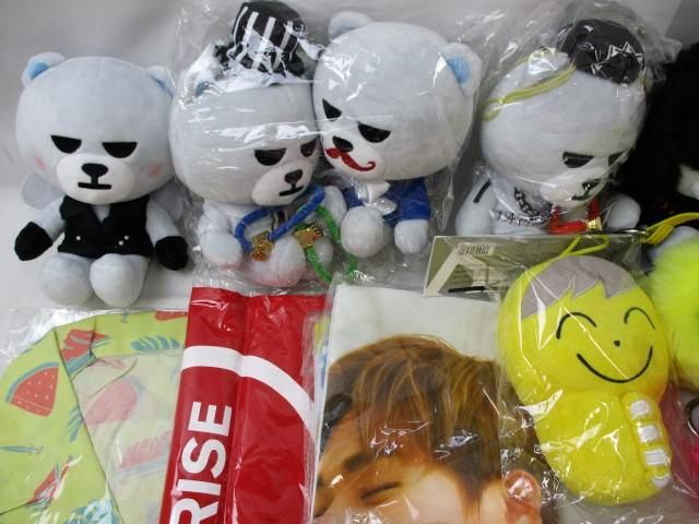 【同梱可】中古品 韓流 BIGBANG D-LITE BTS KRUNK ぬいぐるみ アロハシャツ 等 グッズセット_画像2