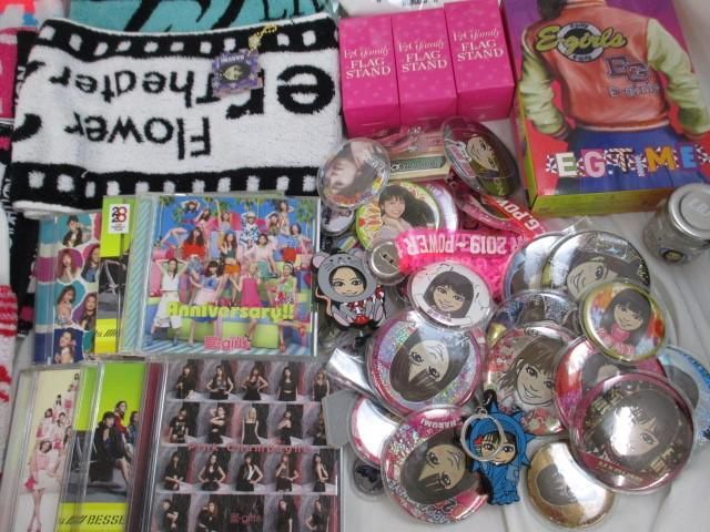 【同梱可】中古品 LDH E-GIRLS DVD マフラータオル フラッグスタンド 缶バッジ等グッズセット_画像3