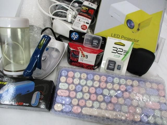 [ set sale ] operation not yet . consumer electronics RELX keyboard OMRON LED projector SD card cable etc. goods set 