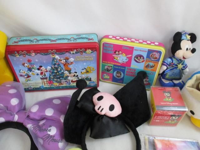 [ including in a package possible ] secondhand goods hobby Disney Sanrio Mickey pom7 Katyusha pin badge etc. goods set 