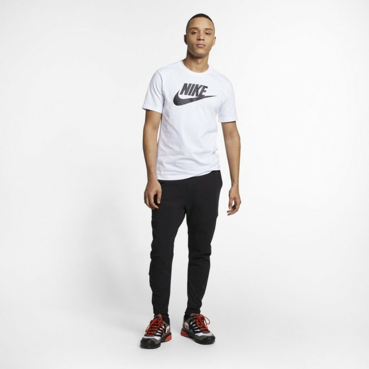 NIKE フューチュラ アイコン Tシャツ 新品未使用