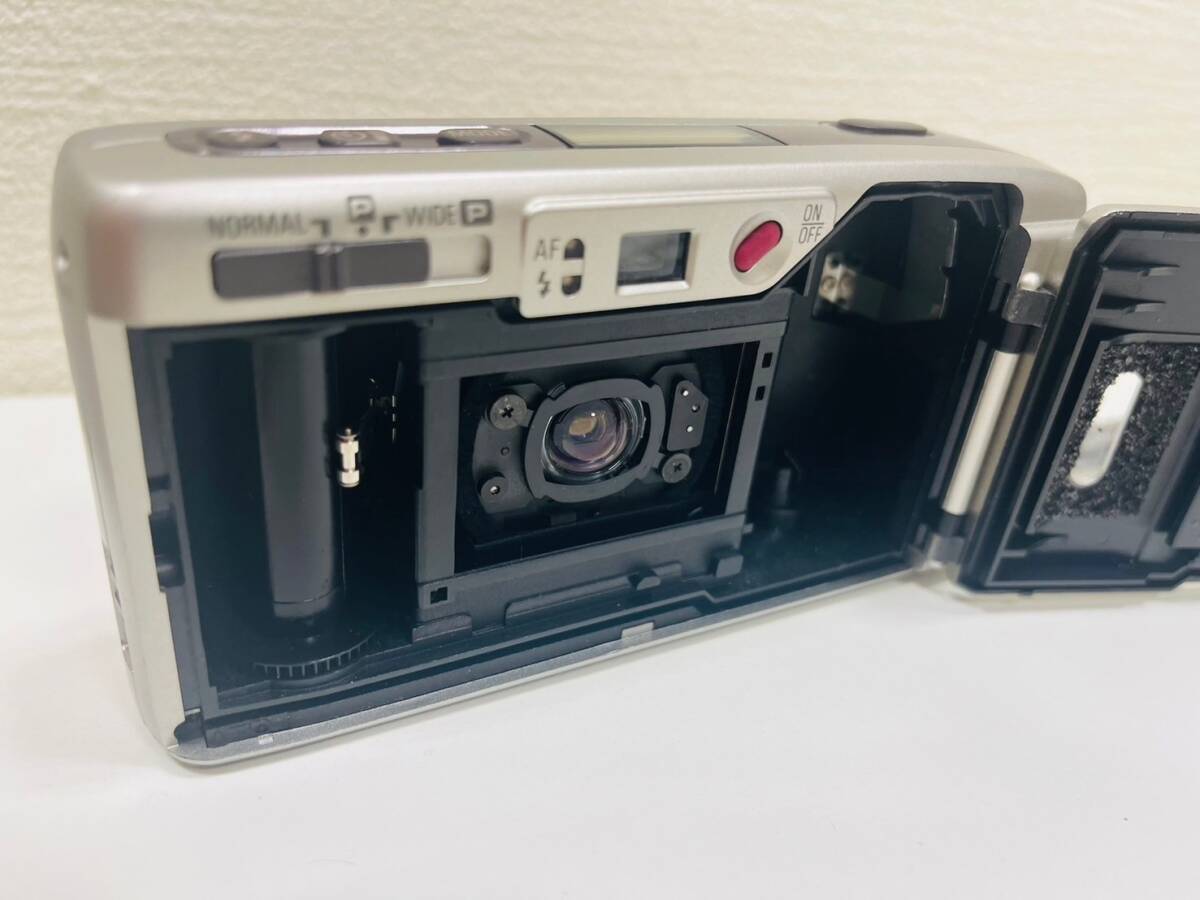 【SYC-4127】【1円〜】RICOH リコー フィルムカメラ R1s シルバー LENS 1:3:5 30mm MC MACRO 24mm WIDE PANORAMA 動作未確認_画像4