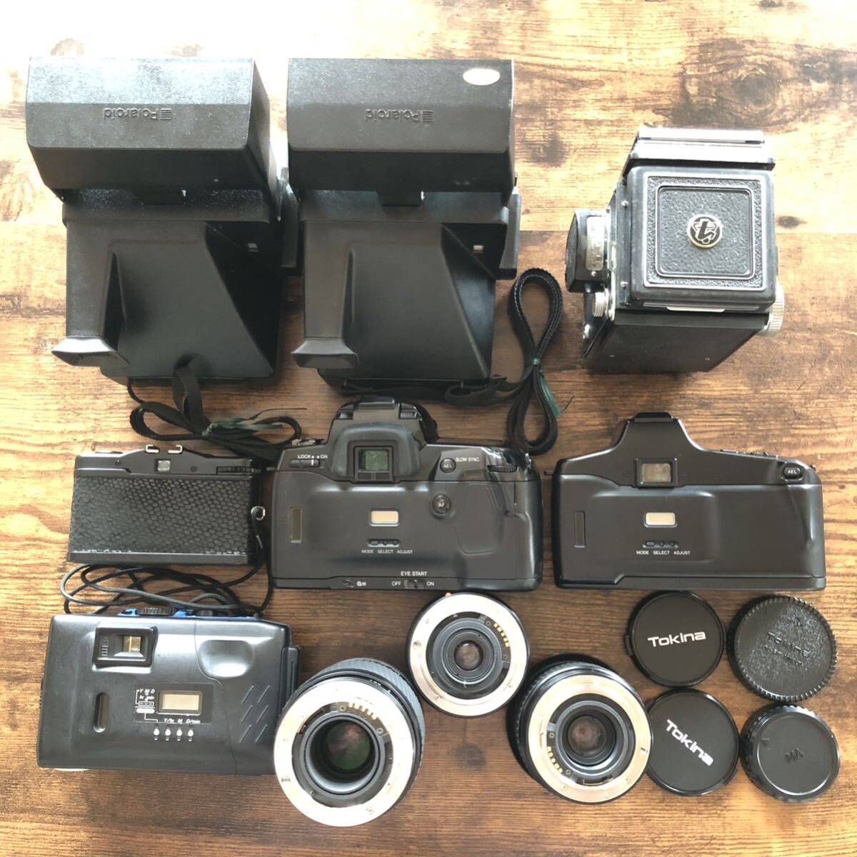 まとめ フィルムカメラ 7台 レンズ 3本セット Nikon AW AD L35 防水 LOMO LC-A Polaroid Yashika Minolta ポラロイド トイカメラ #7732_画像2