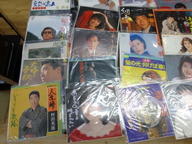 中古レコード　歌謡曲　演歌　40枚_画像2