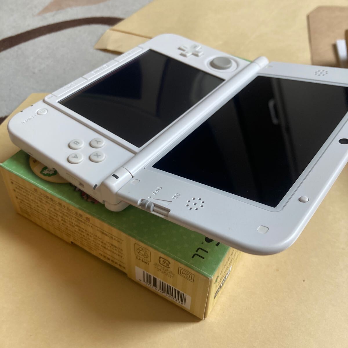 送料無料 ニンテンドー3DS LL とびだせ どうぶつの森 パック タッチペン SDカード等付 ジャンク SPR-001 3DS 3DSLL NINTENDO ニンテンドー_画像5