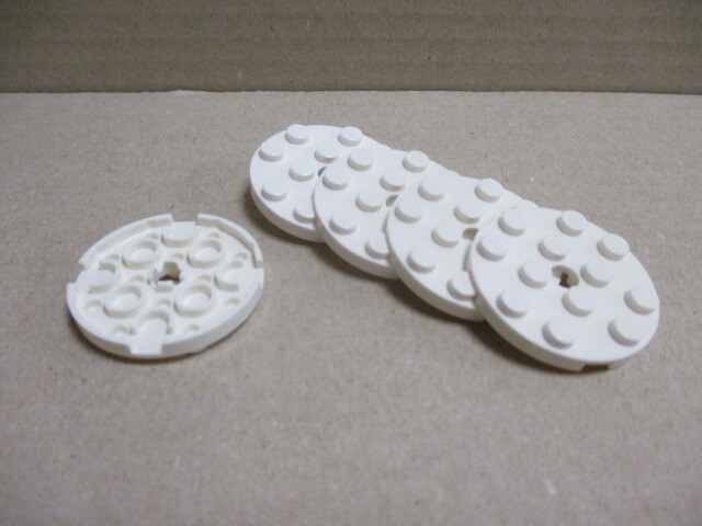 レゴ パーツ 4×4丸プレート 白5個 新品の画像2