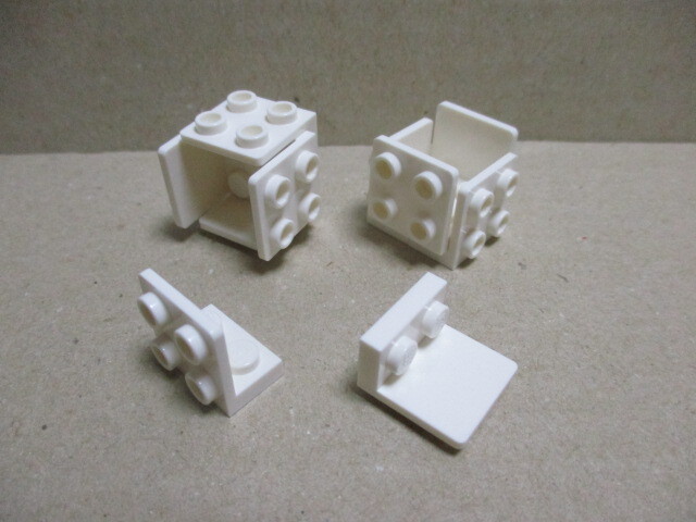 レゴ パーツ 1×2-2×2逆ブラケット 白10個 新品の画像1