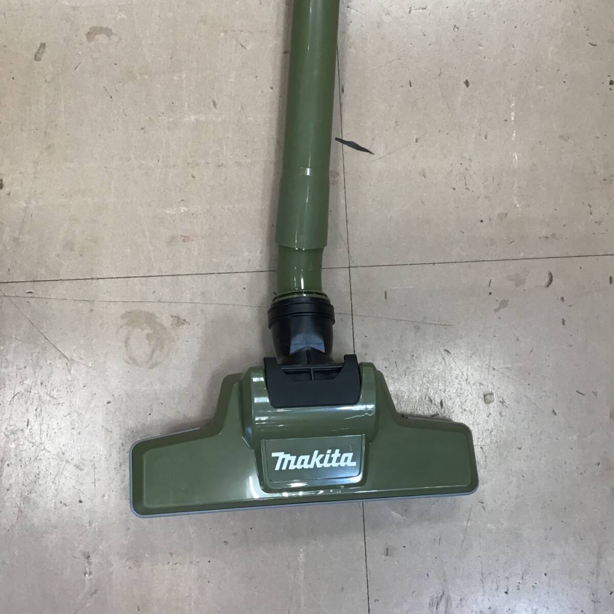 【中古品 / 動作品】★マキタ(makita) コードレスクリーナー CL286FDZO【格安出品♪】_画像2