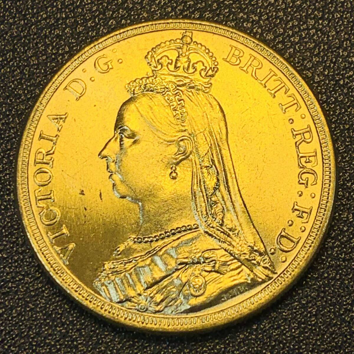 金貨　古銭　1892年　 イギリス　ヴィクトリア女王　竜殺し　クラウン　コイン　硬貨_画像2