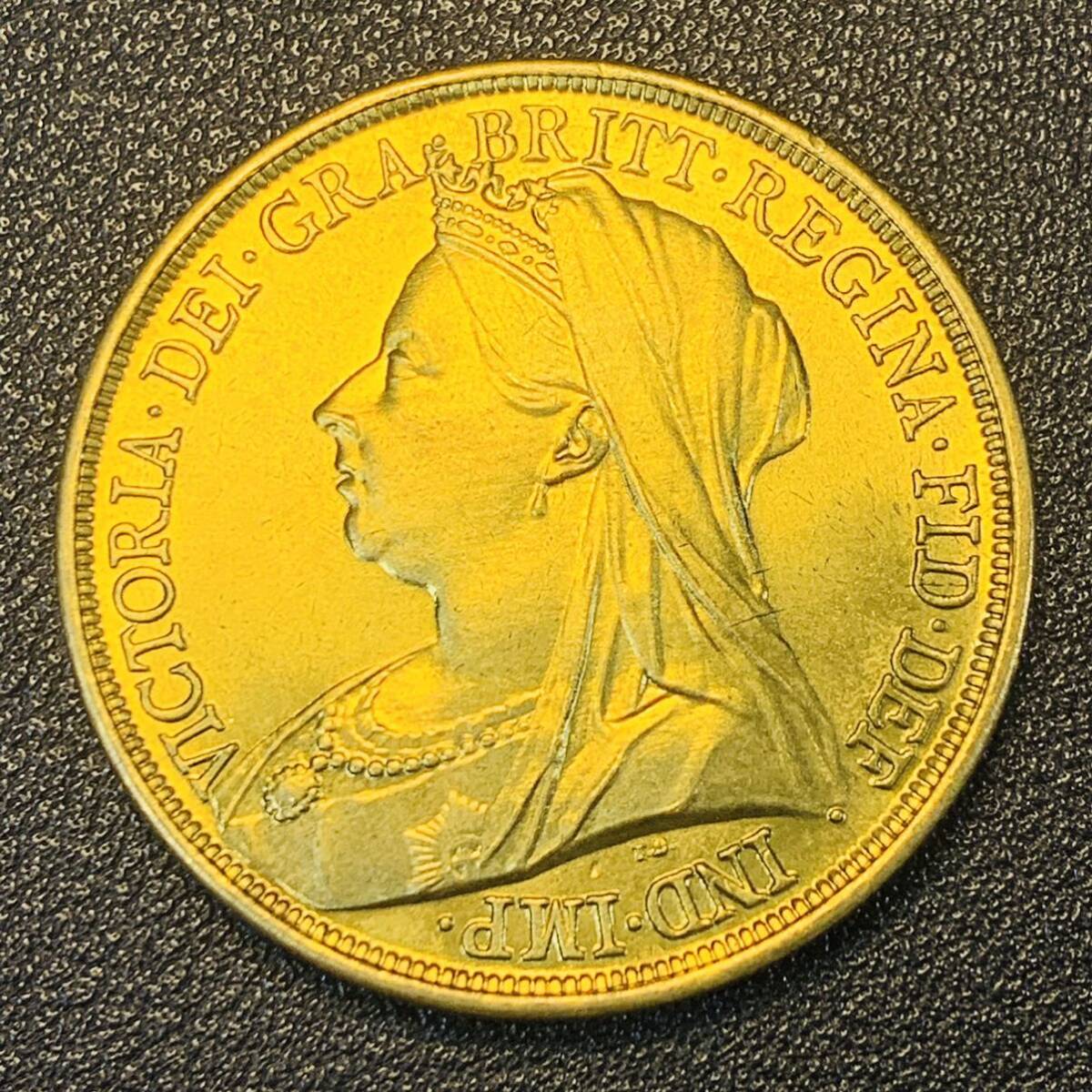 金貨　古銭　1898年　 イギリス　ヴィクトリア女王　竜殺し　クラウン　コイン　硬貨_画像2