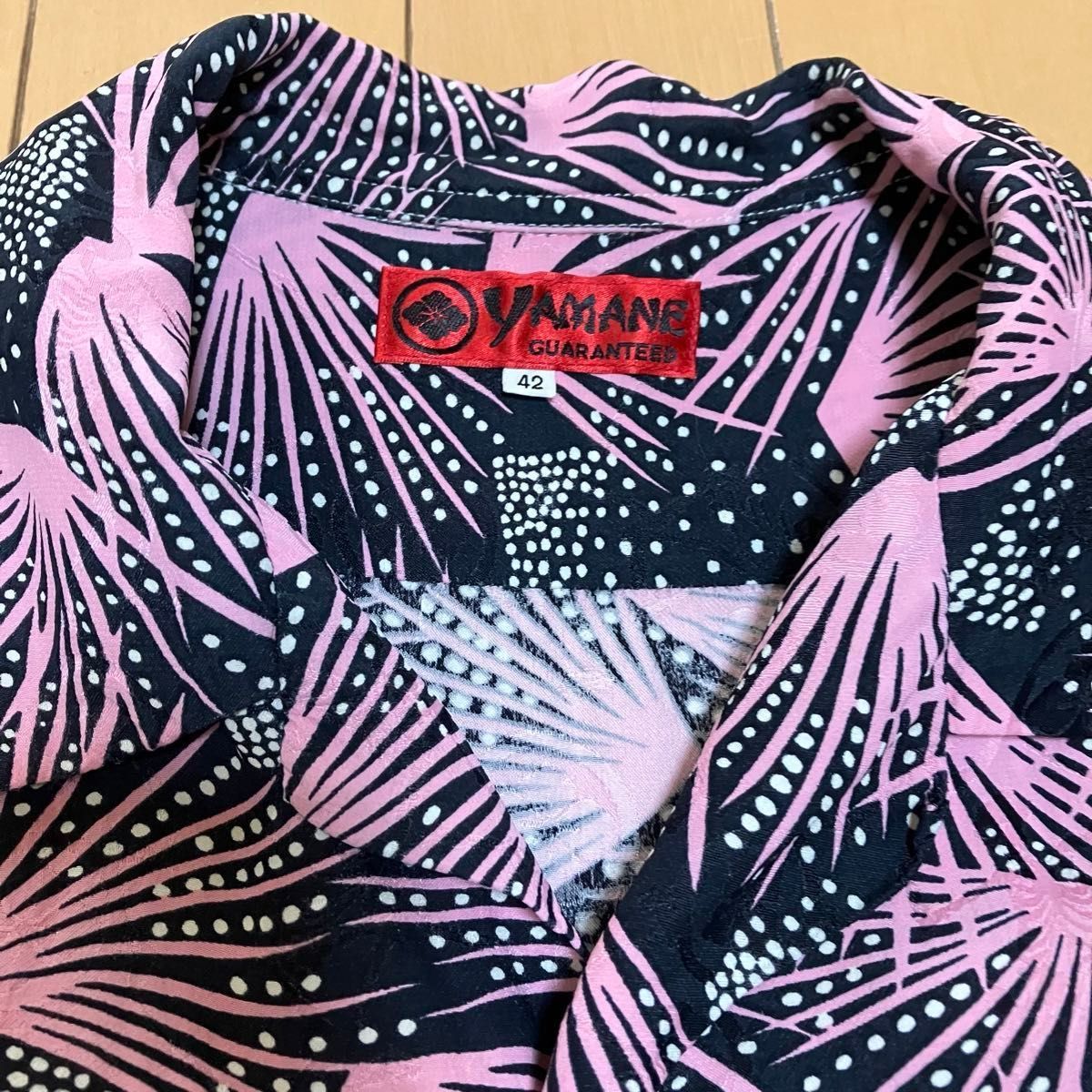 EVISU アロハシャツ エヴィス 半袖カットソー メンズ 前開き　ボタンシャツ　レーヨン　花火　ピンク