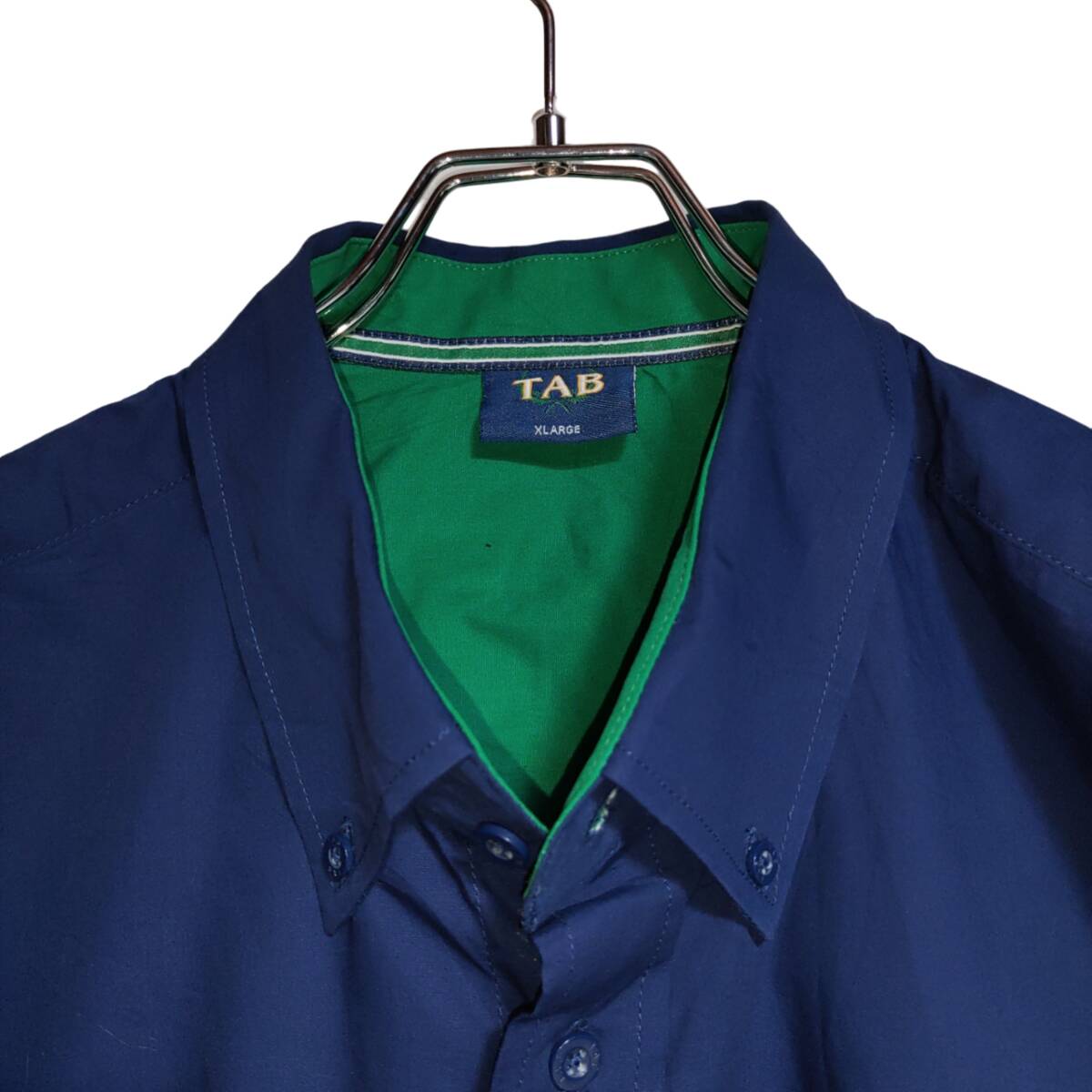 Wstar 半袖ワークシャツ size XL ダークブルー ゆうパケットポスト可 胸 背中 刺繍 TAB ボタンダウン 古着 洗濯 プレス済 f30_画像2