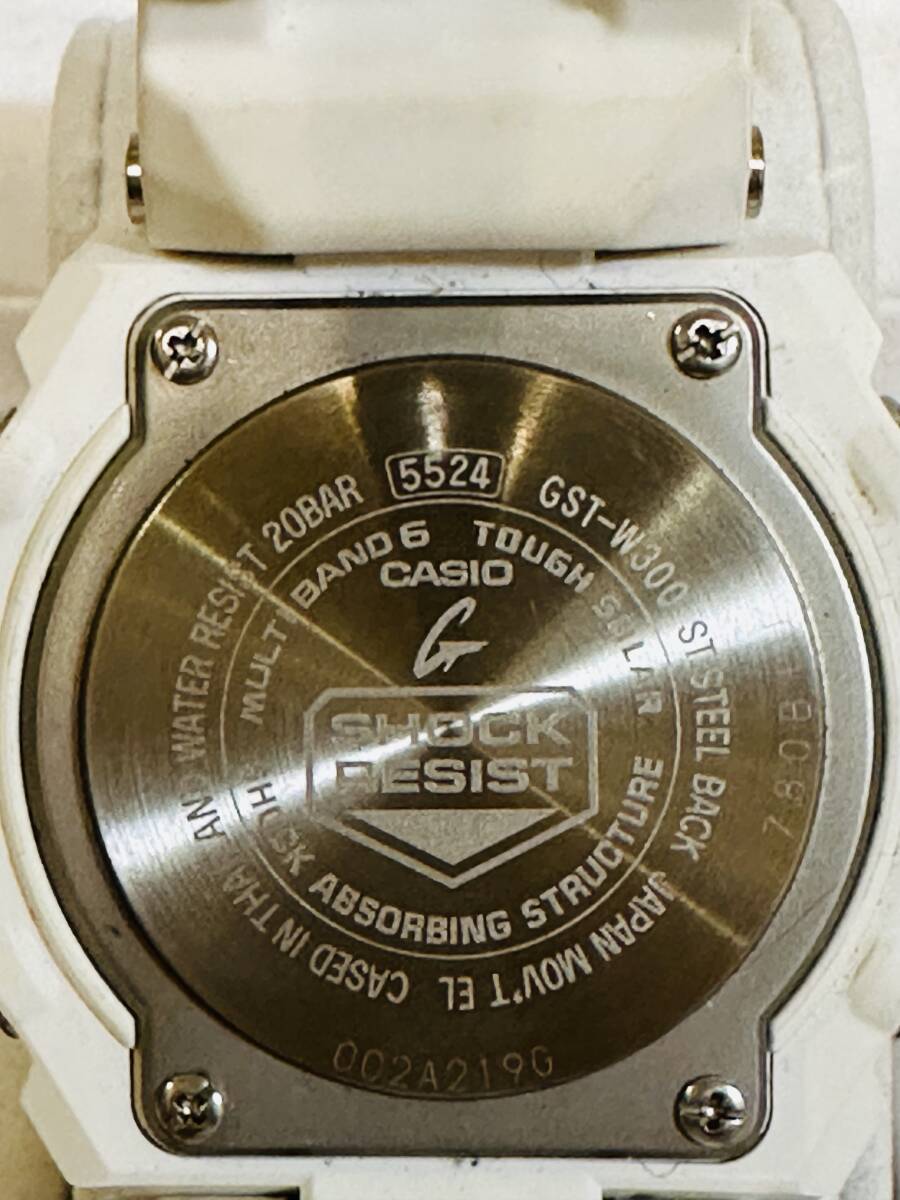 カシオG−SHOCK、GST−W300、アナデジ電波ソーラー腕時計、ホワイトの画像5