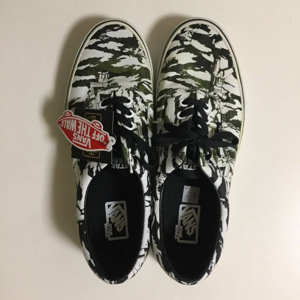 VANS Era (Star Wars) DkSide/StrmCmo US10 28cm