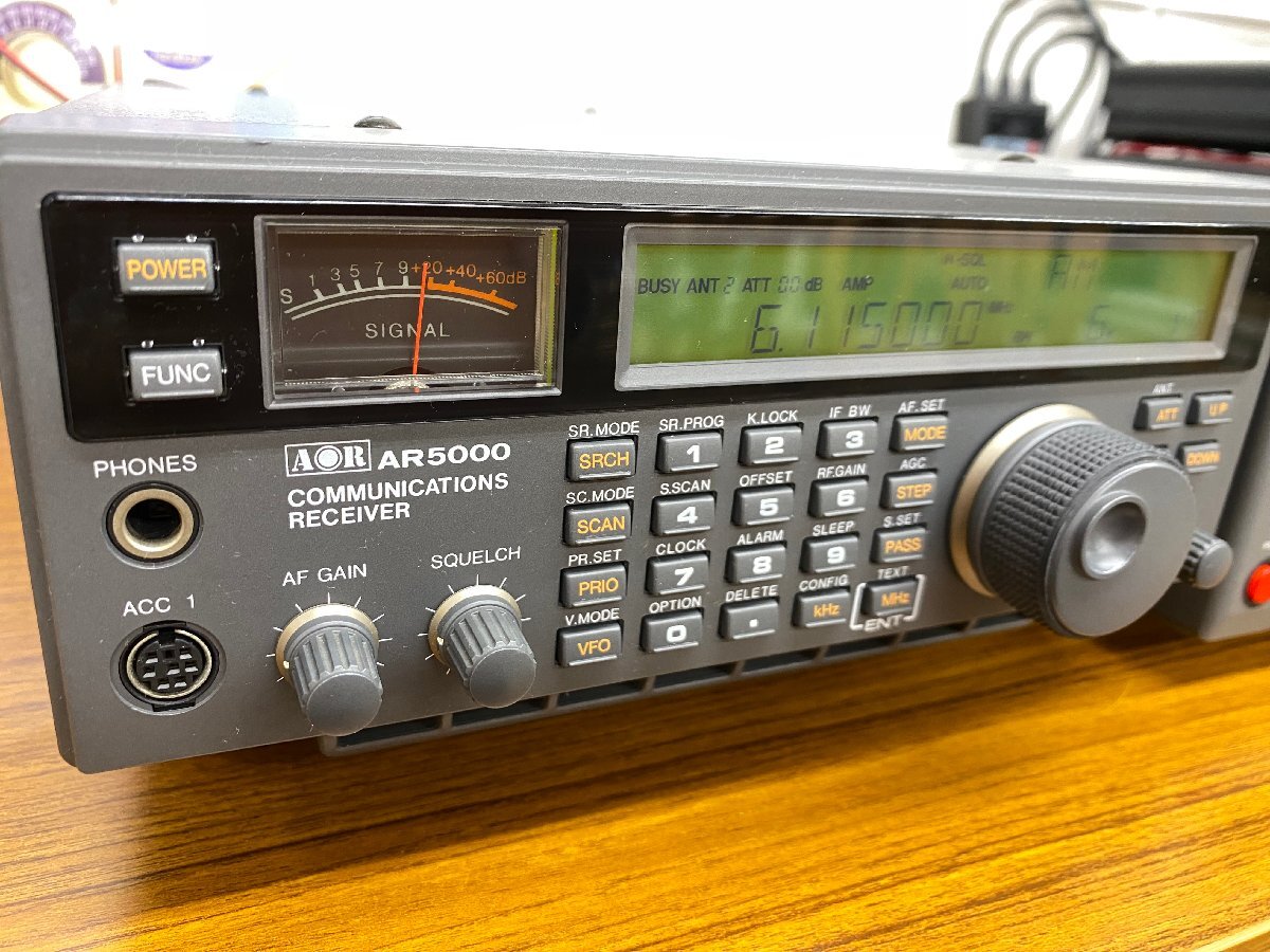 AOR(e-o-a-ru) wide obi region receiver AR5000 & SDU-5000