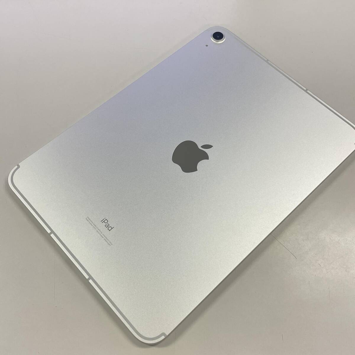 au アップル iPad 第10世代 WiFi+Cellular 64GB A2757 MQ6J3J/A シルバー SIMロック解除済_画像2