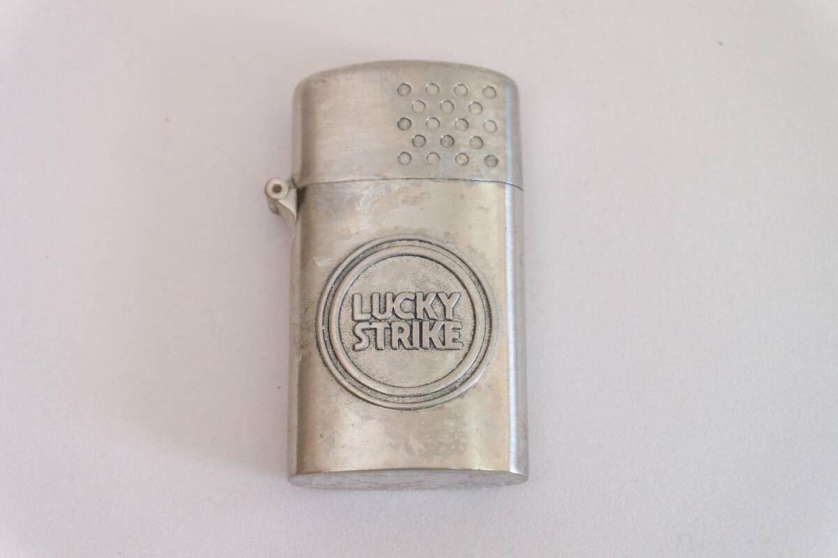 LUCKY STRIKE ラッキーストライク Zippo型 ライター ジャンク_画像1