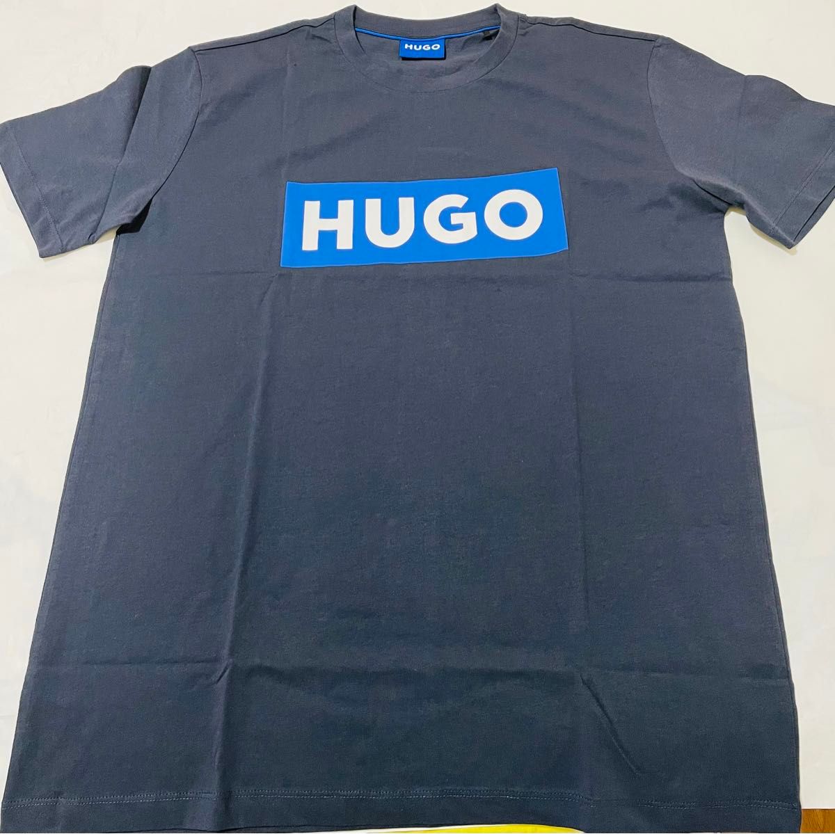 HUGO BOSS 未使用　HUGOロゴ メンズ　tシャツ L