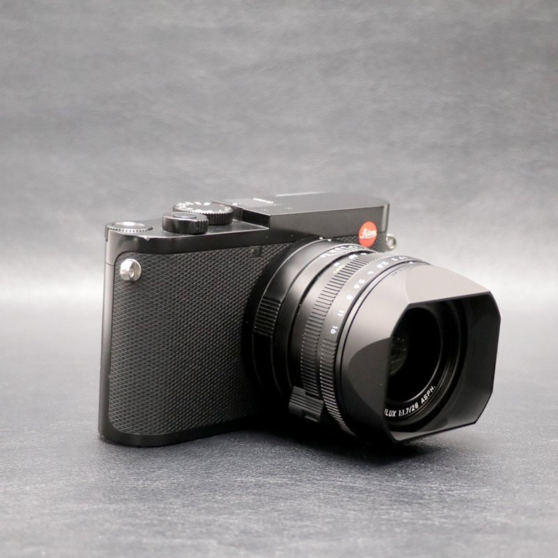 ★ 【中古】 ライカ Q2 19050 コンパクトデジタルカメラ 【Leica】 SUMMILUX 1：1.7/28 ズミルックス f1.7/28mm_画像2