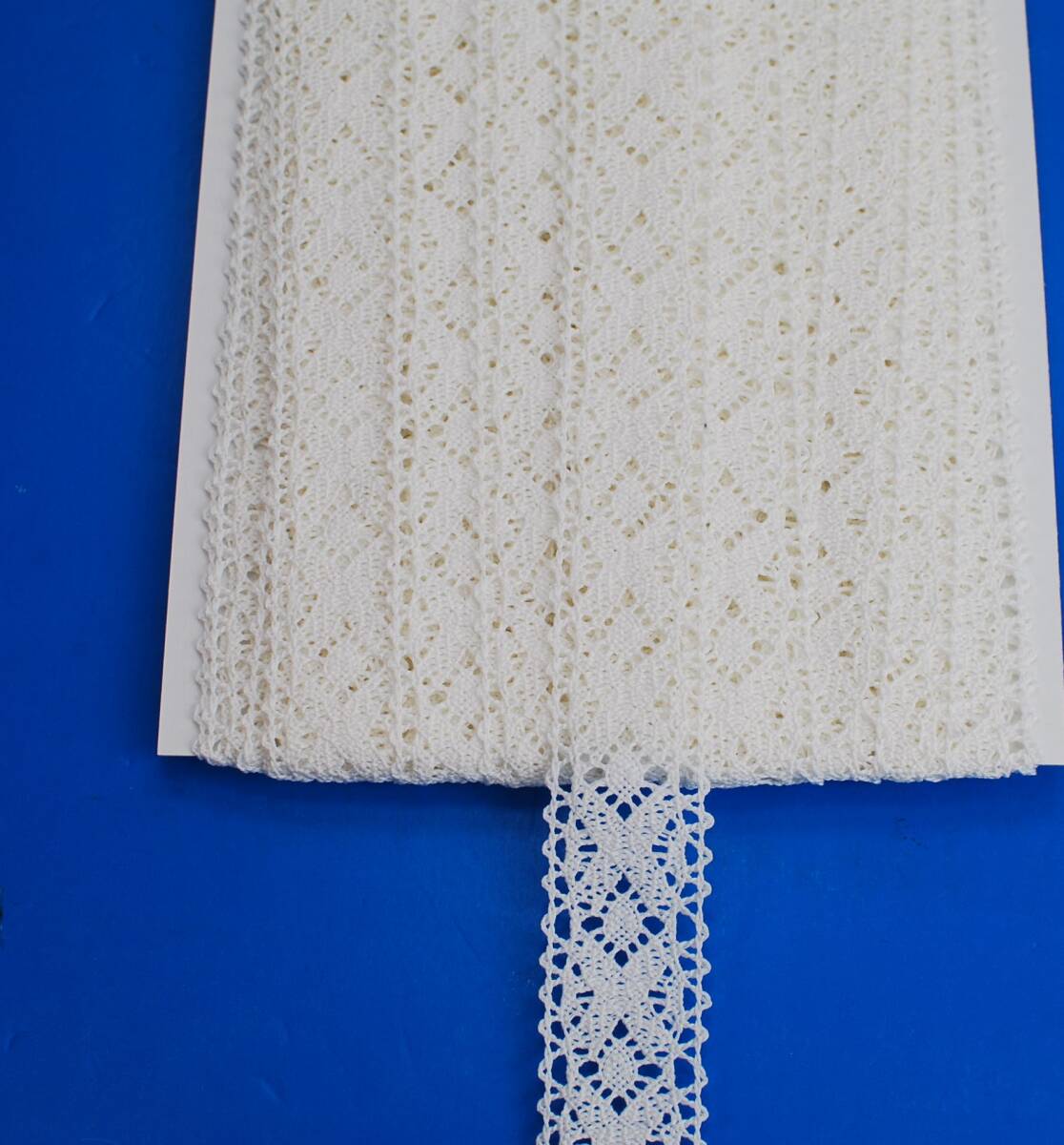 【手芸・縫製】１０ｍまき　綿レース・太糸　２８ｍｍ巾　ホワイト_１反：１０ｍ巻きになります