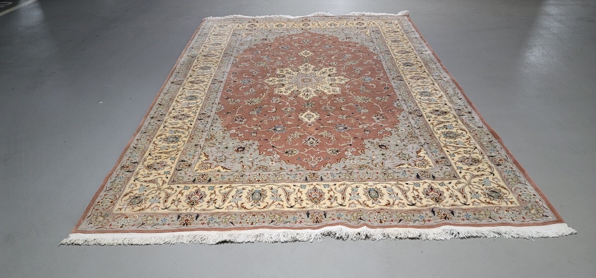 ペルシャ絨毯 100%手織り本物保証 未使用品 ケルマン産 工房サイン有り綺麗な状態 サイズ:355cm×240cmの画像2