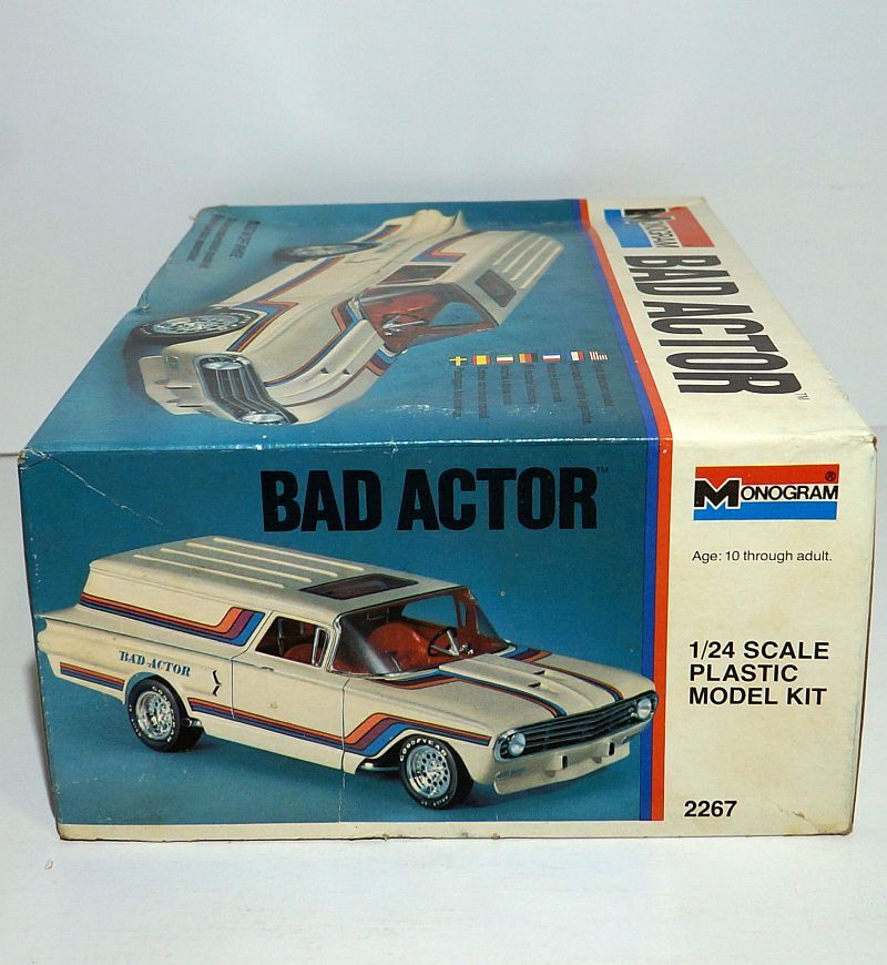 モノグラム 1/24 BAD ACTOR 1960 シボレーバン カスタム ローライダー アメ車 アメプラ プラモデル_画像3