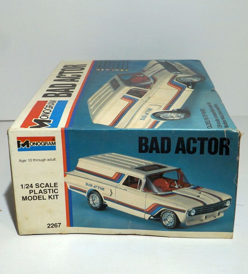 モノグラム 1/24 BAD ACTOR 1960 シボレーバン カスタム ローライダー アメ車 アメプラ プラモデル_画像5