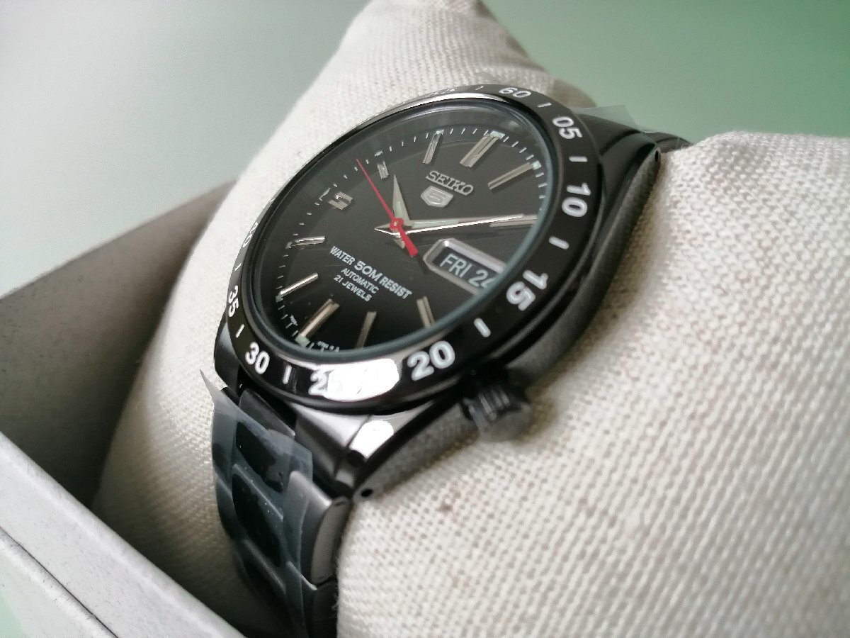 1円 セイコー 正規品 海外モデル SEIKO 自動巻き オールブラック 裏スケ 新品 セイコー5 機械式 腕時計_画像5