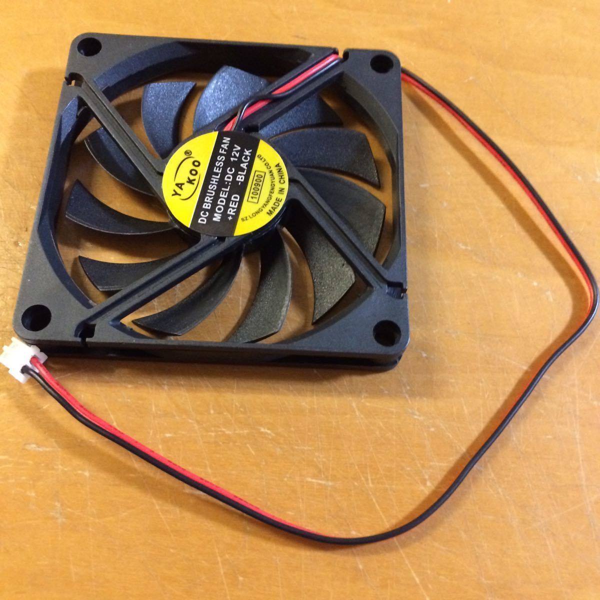  free shipping! DC 12V fan 8cm ( warmth 1cm) brushless motor quiet sound type all sorts cooling .! cooling fan FAN