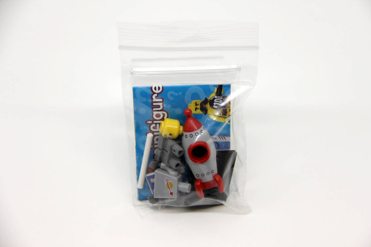 LEGO 正規品 新品 ミニフィグ シリーズ17 ロケットボーイ 同梱可能 レゴ minifigures ミニフィギュア 着ぐるみ 宇宙 スペース_画像2