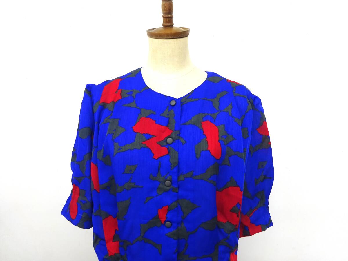 Pierre Balmain Pierre Balmain рубашка с коротким рукавом общий рисунок кнопка Tokyo блуза голубой лето женский Y-693.