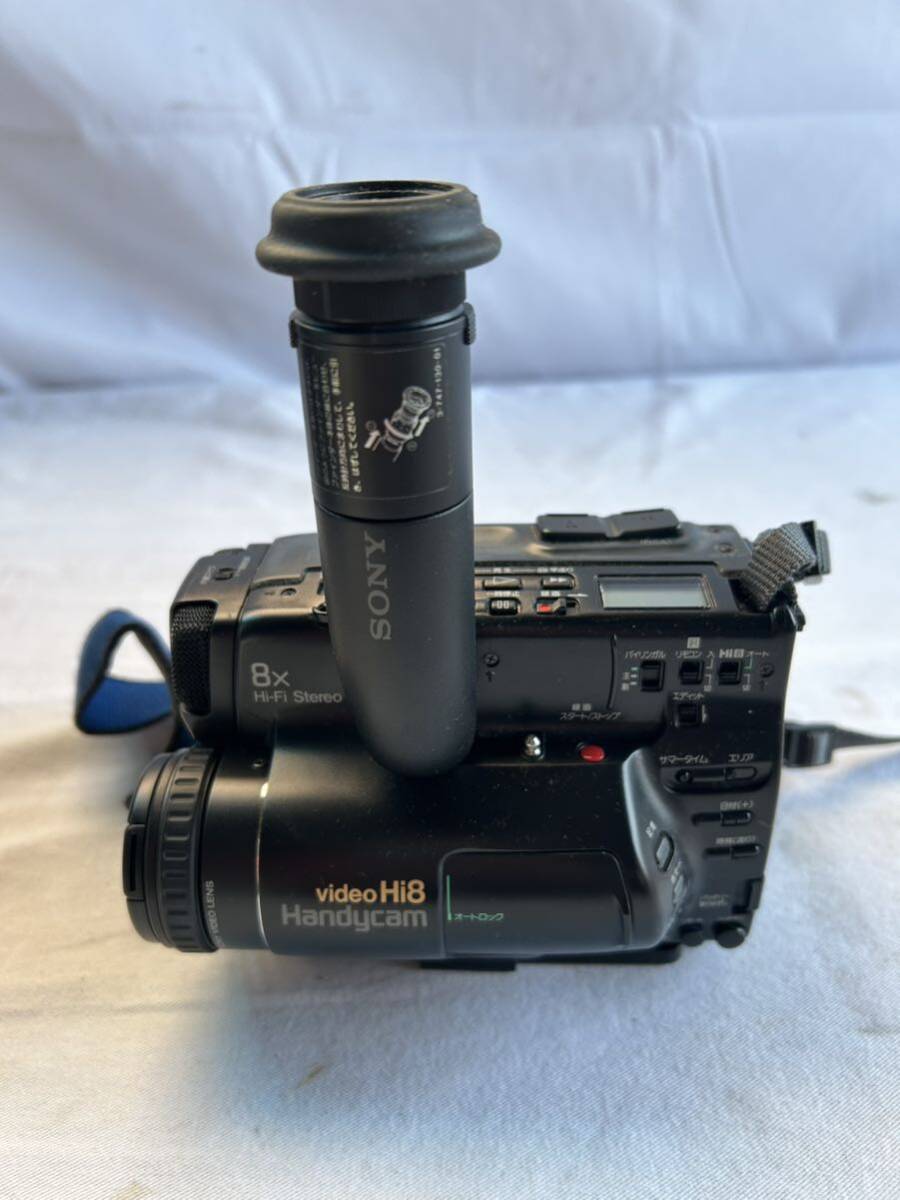 ま-21 ソニー CCD-TR705 Hi8 ビデオカメラ ハンディカム SONY 8mmビデオカメラ 動作未確認 ケース付 80サイズ_画像5