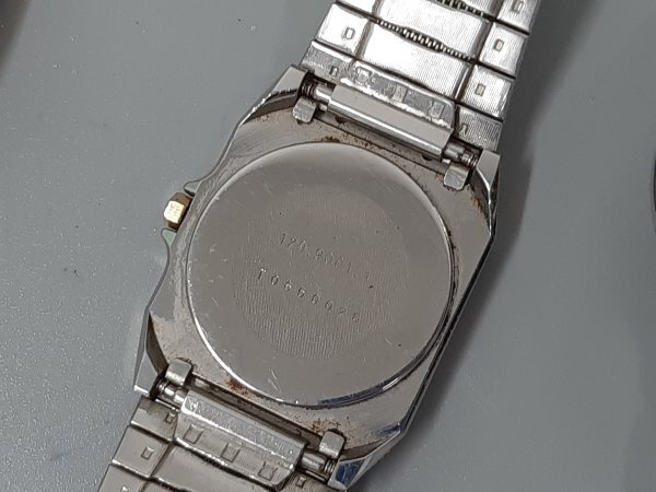 0503U3　時計　腕時計　ジャンク品　おまとめ　CITIZEN　SEIKO　RADO　SWATCH　JAXIS_画像10