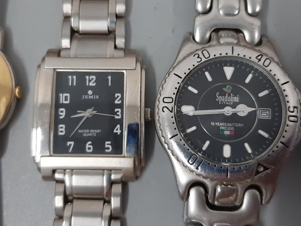 0503U228　時計　腕時計　懐中時計　ジャンク品　おまとめ　LANCEL　TRUSSARDI　JEMIS　SEIKO　ALBA　など　刻印あり_画像3