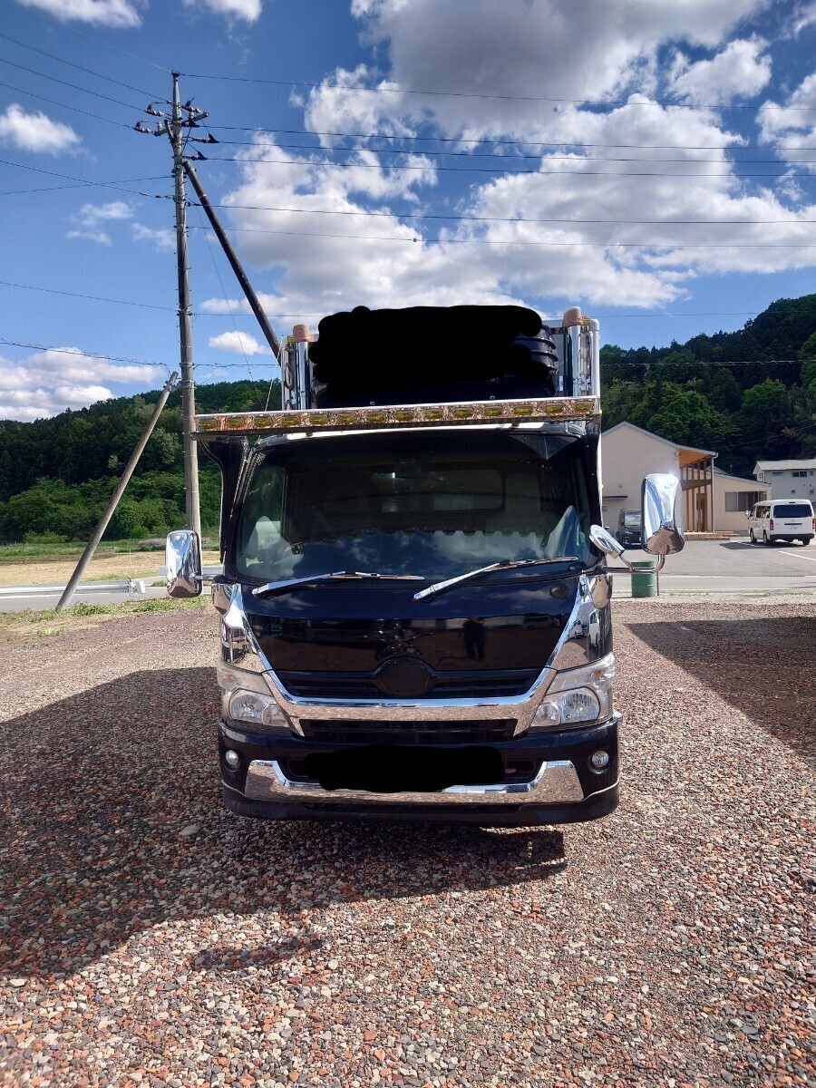  Hino Dutro reefer 