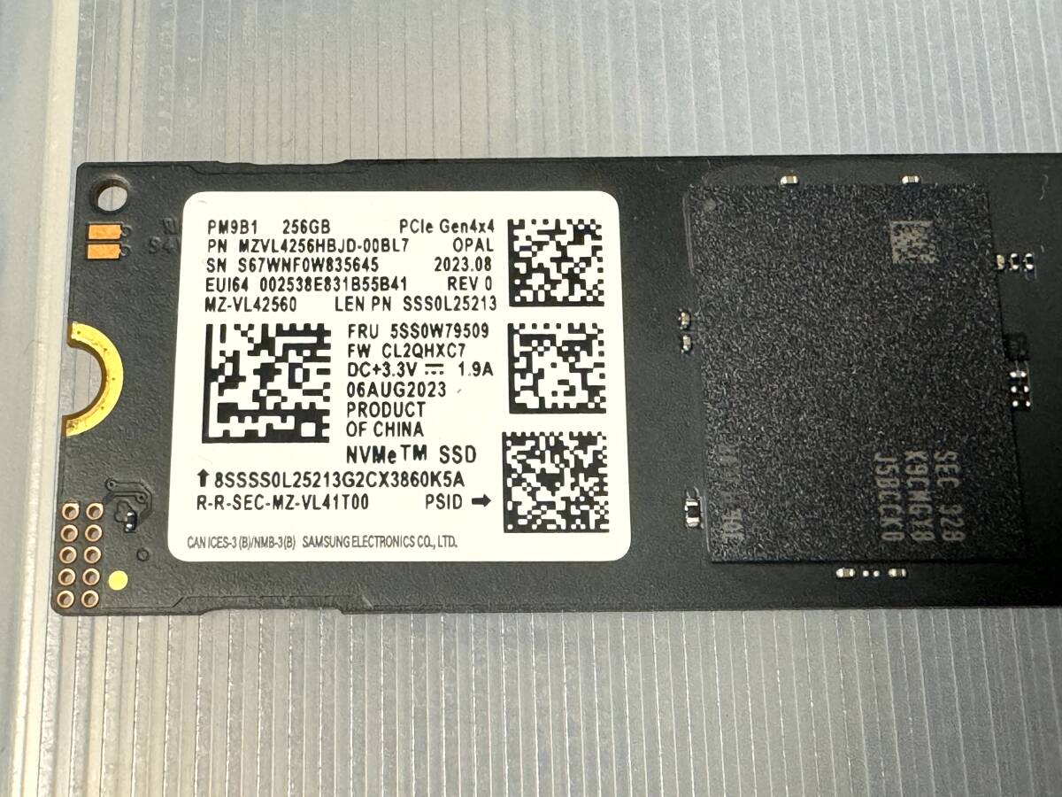 ■ 売切！使用20時間！ Samsung PM9B1 256GB M.2 SSD MZVL4256HBJD-00BL7 NVMe 2280 PCIe4.0 x4 2023年8月製造_画像3
