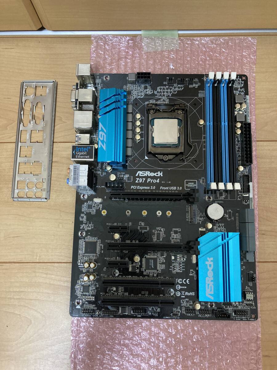 ASROCK Z97 PRO4(IOパネル、CPU付き）_画像1