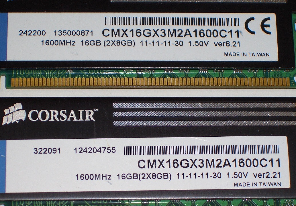 ◆ヒートスプレッダー搭載 CORSAIR製 PC3-12800 (DDR3-1600) 16GB（8GB×2枚組）完動品 即決！★送料140円！_画像2
