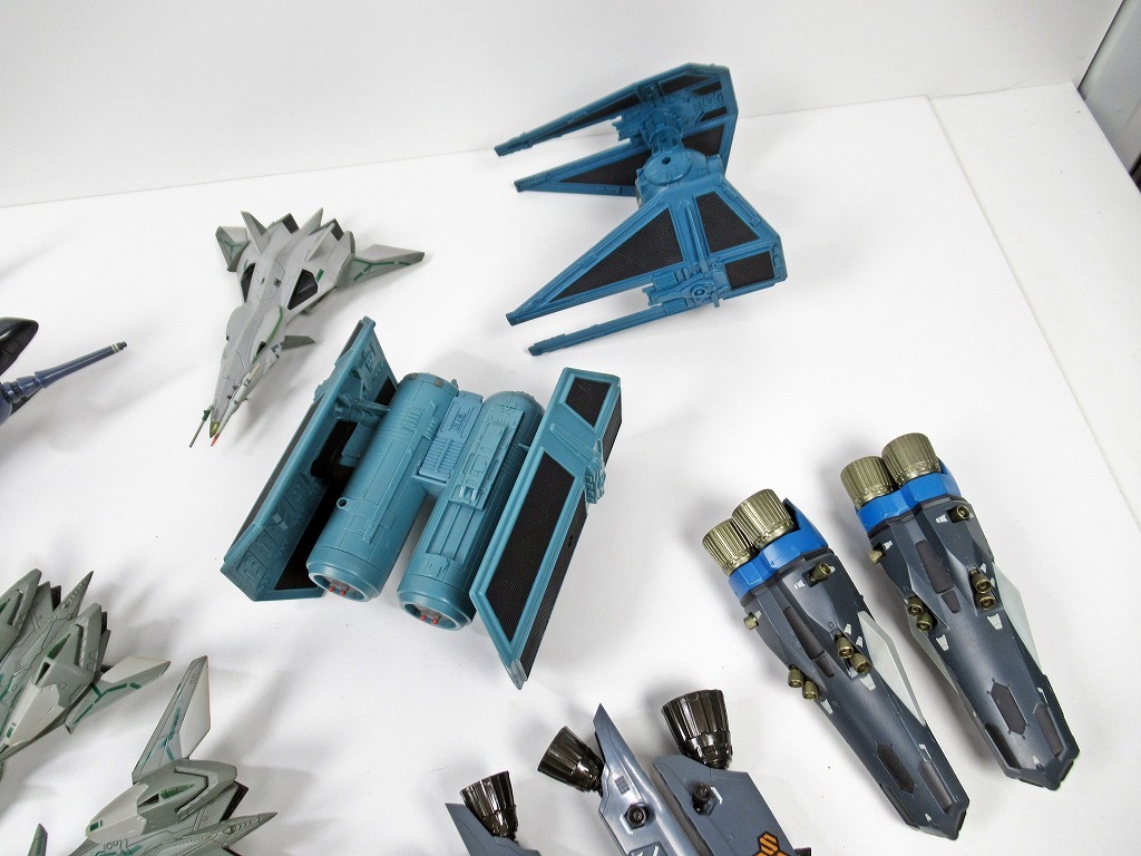 ◆[B72]超時空要塞マクロス用アクセサリ他　まとめ売り　Sv-262Hs ドラケンIII (キース・エアロ・ウィンダミア機)他　現状品_画像2