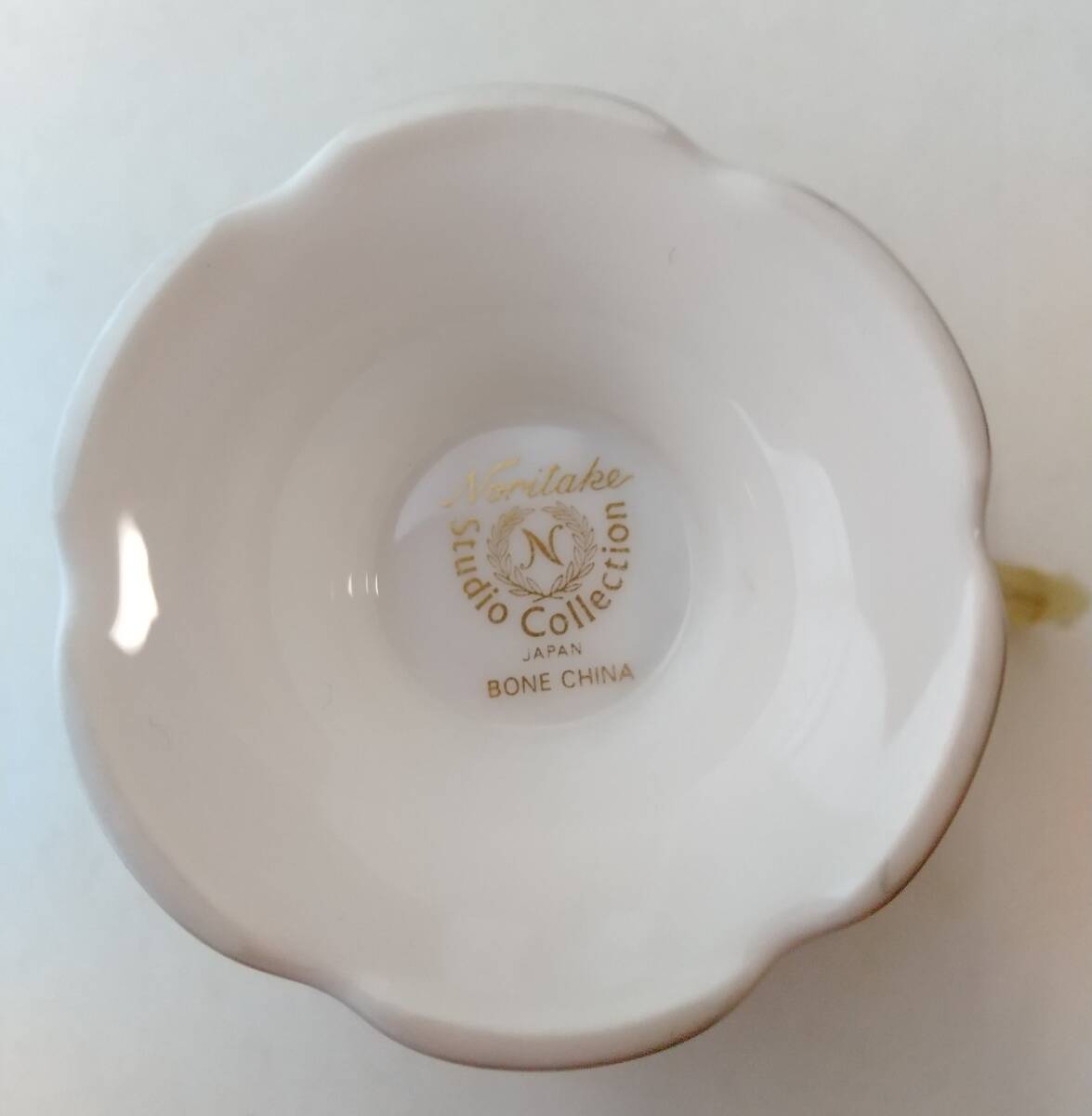 ★Noritake studio collection・ノリタケ・カップ＆ソーサー・箱入り未使用品・ノリタケ スタジオ コレクションⅡ★の画像5