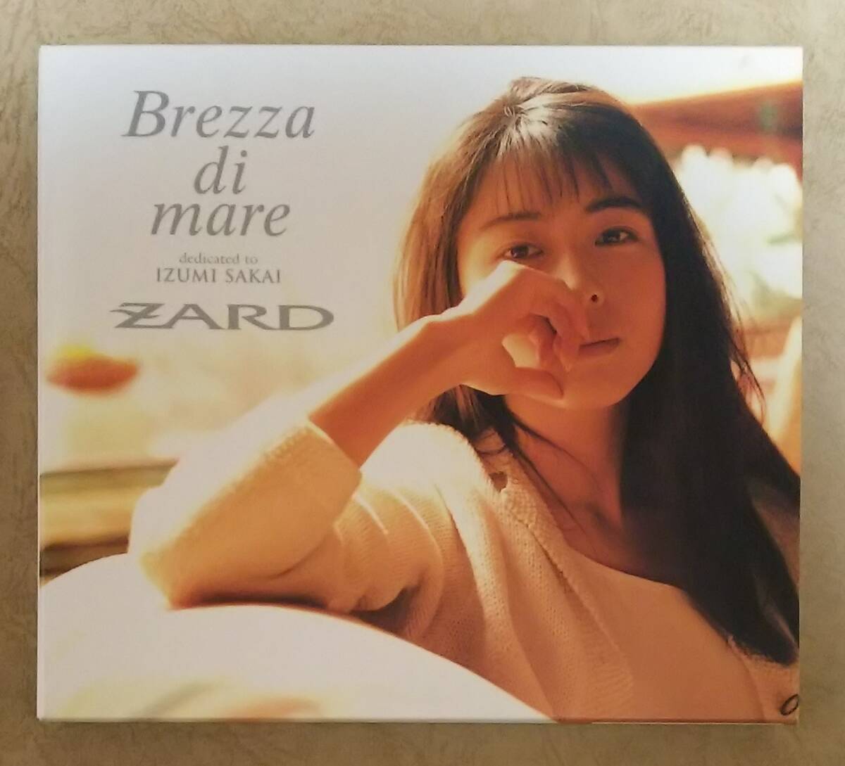 【Jポップ】 ※スリーブケース仕様　ZARD (ザード) / プレミアムセレクション Brezza di mare dedicated to IZUMI SAKAI　CD+DVD　坂井泉水_画像1