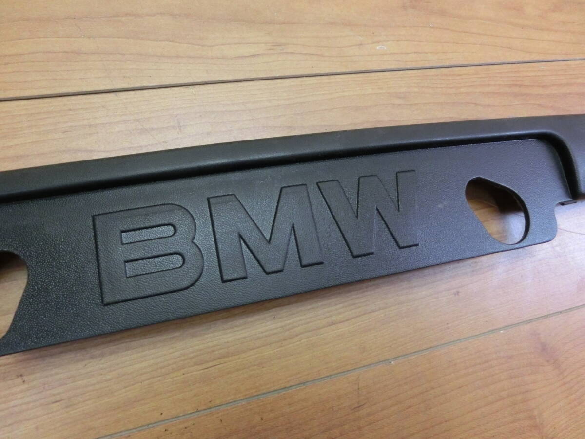 純正 BMW E36 M3 フロントバンパー モール ライセンスプレート Mテクバンパー用_画像3