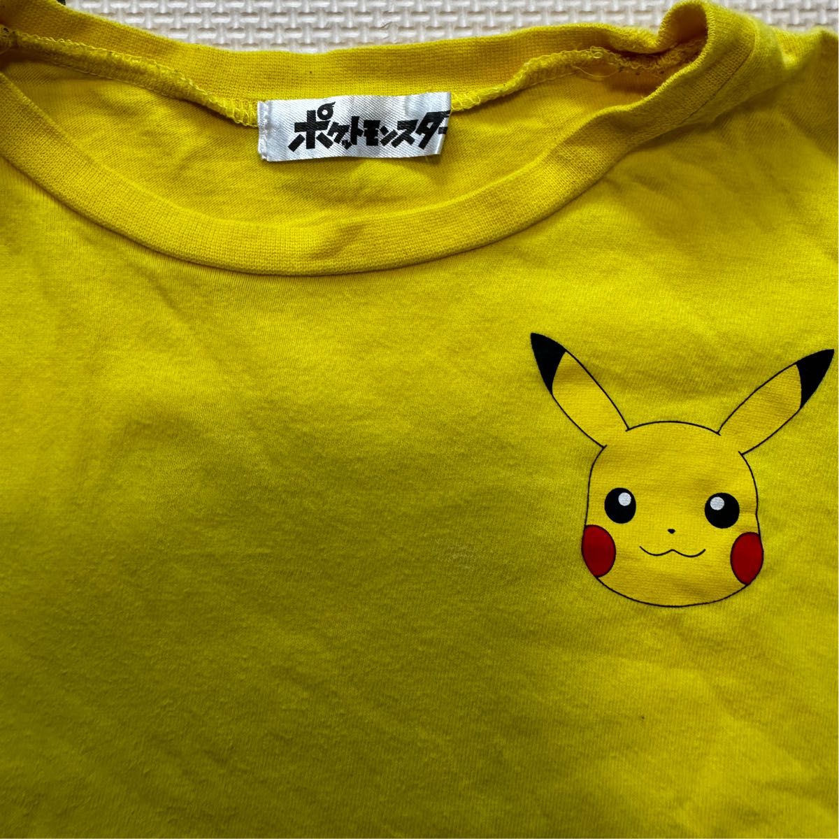 ポケモンTシャツ　ピカチュウ　120センチ