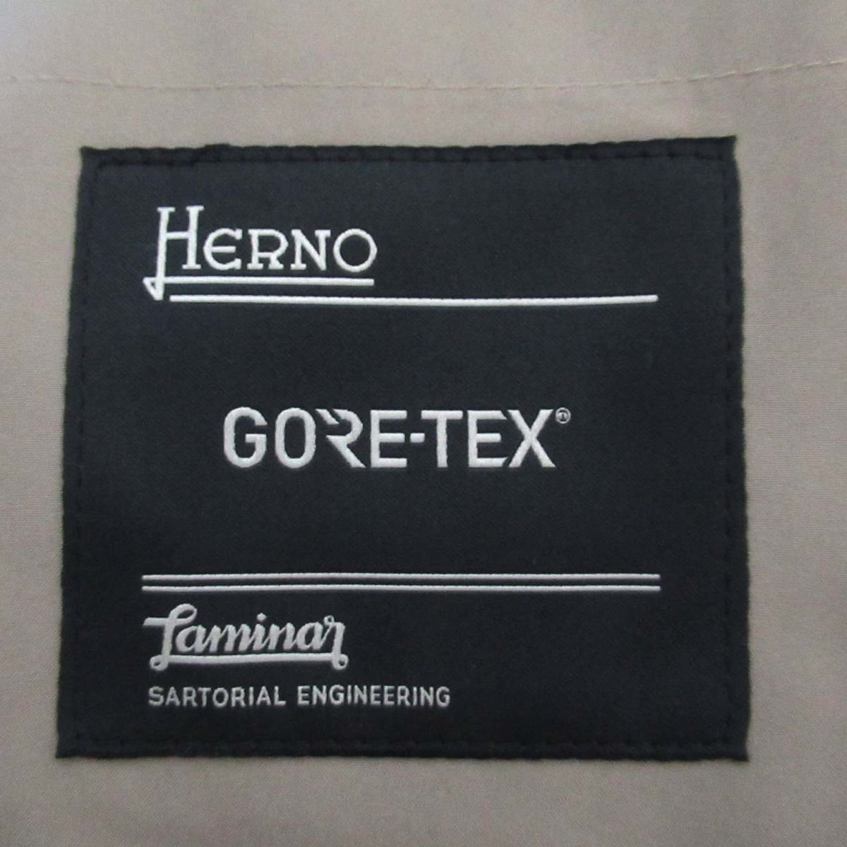 クリーニング済 美品 HERNO ヘルノ Laminar ラミナー ゴアテックス 撥水加工 ベルテッド シングル コート 46サイズ グレー_画像8