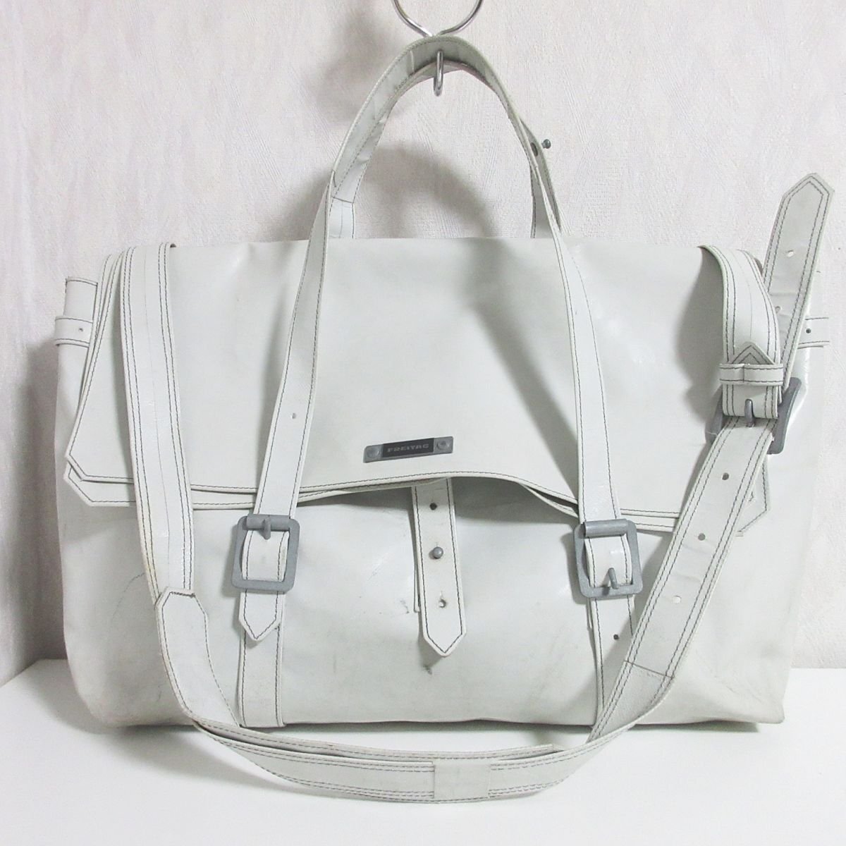 Yahoo!オークション - 良品 FREITAG フライターグ REFERENCE Yahoo!オークション - 良品 FREITAG フライターグ REFERENCE
