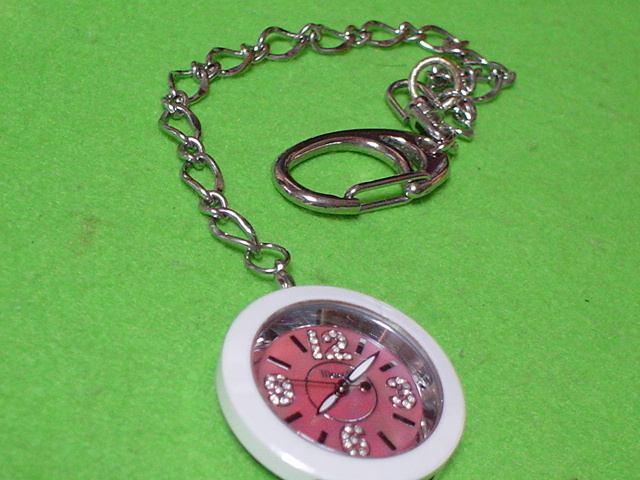 珍品　デザイン　MARELLI　５ATM　提げ時計　ピンク　ポケットタイプ_画像3