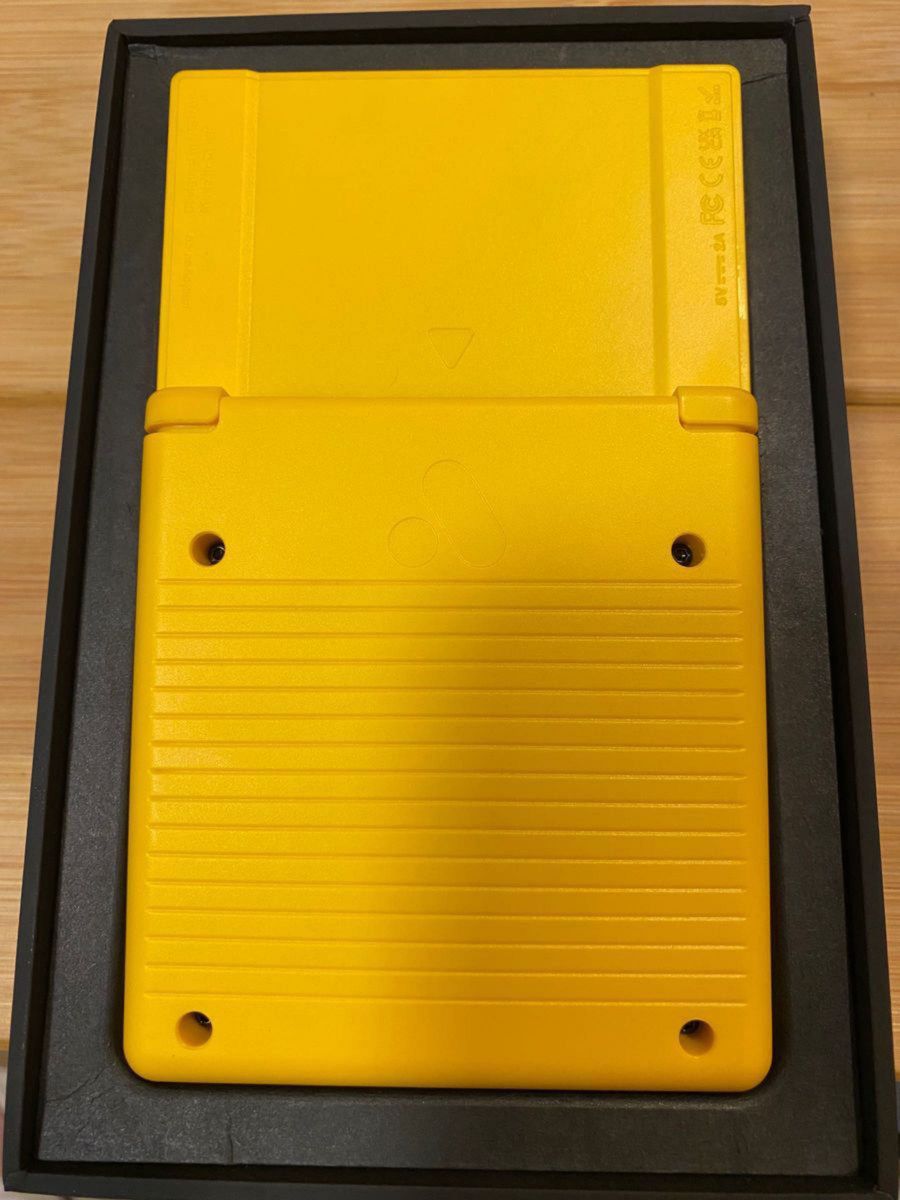 Analogue Pocket Classic Limited Edition - Yellow アナログ Analogue Pocket Classic Limited Edition - Yellow アナログ