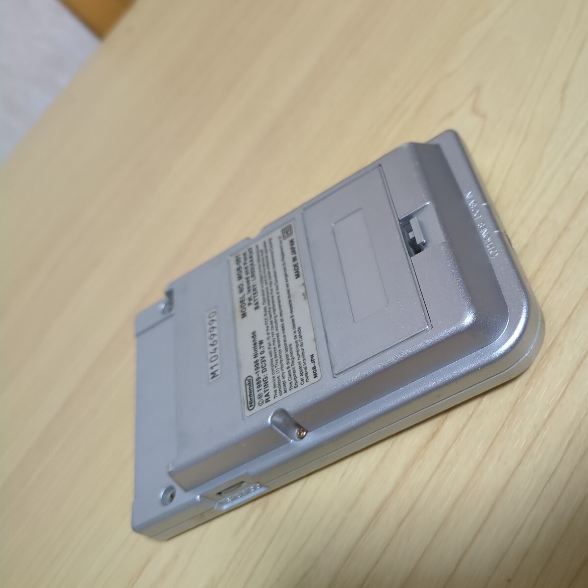  бесплатная доставка Game Boy карман корпус (MGB-001/ серебряный ) GB рабочее состояние подтверждено Nintendo nintendo 