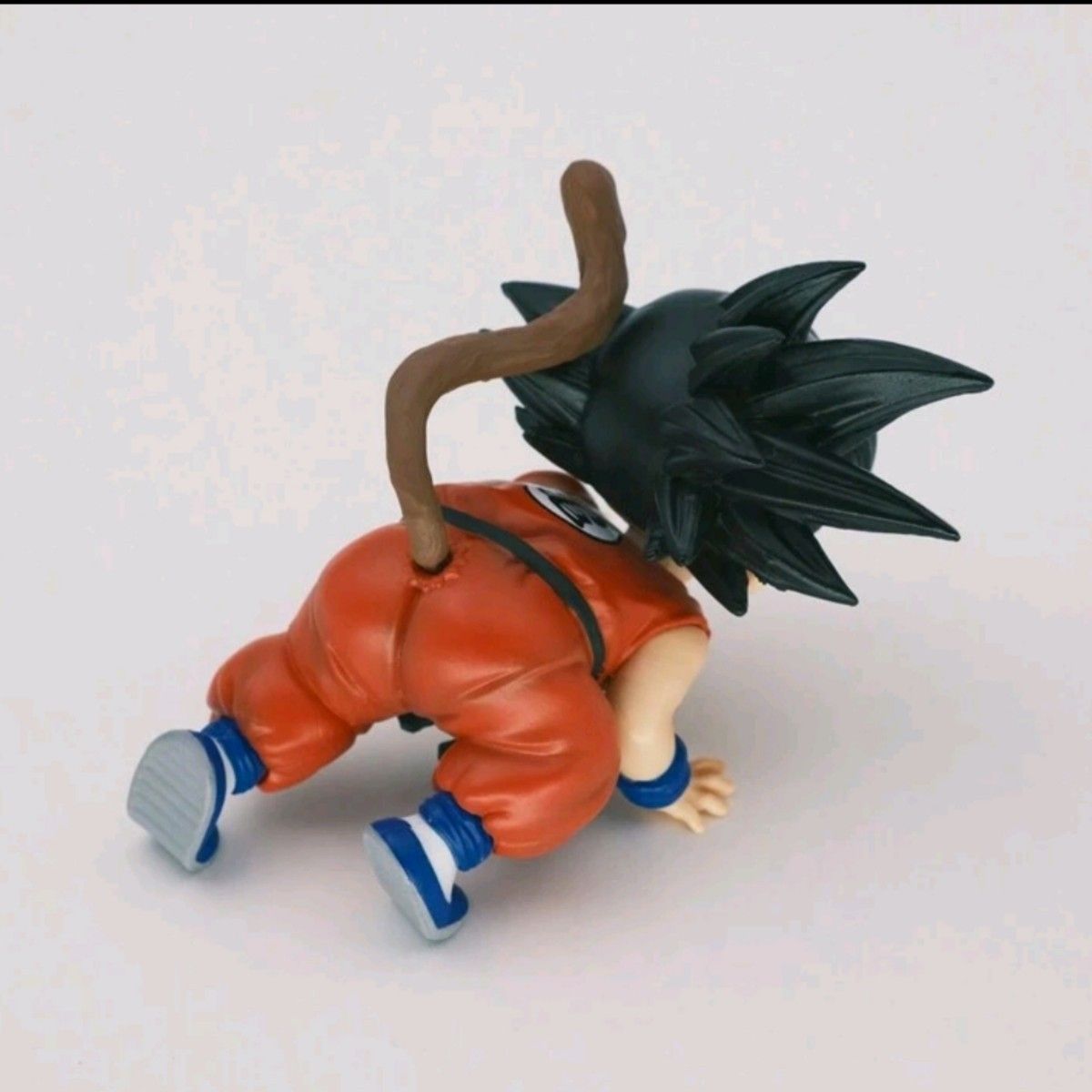 最安！ ドラゴンボール フィギュア 孫悟空 (幼少期ver.) 海外限定品 箱無し c