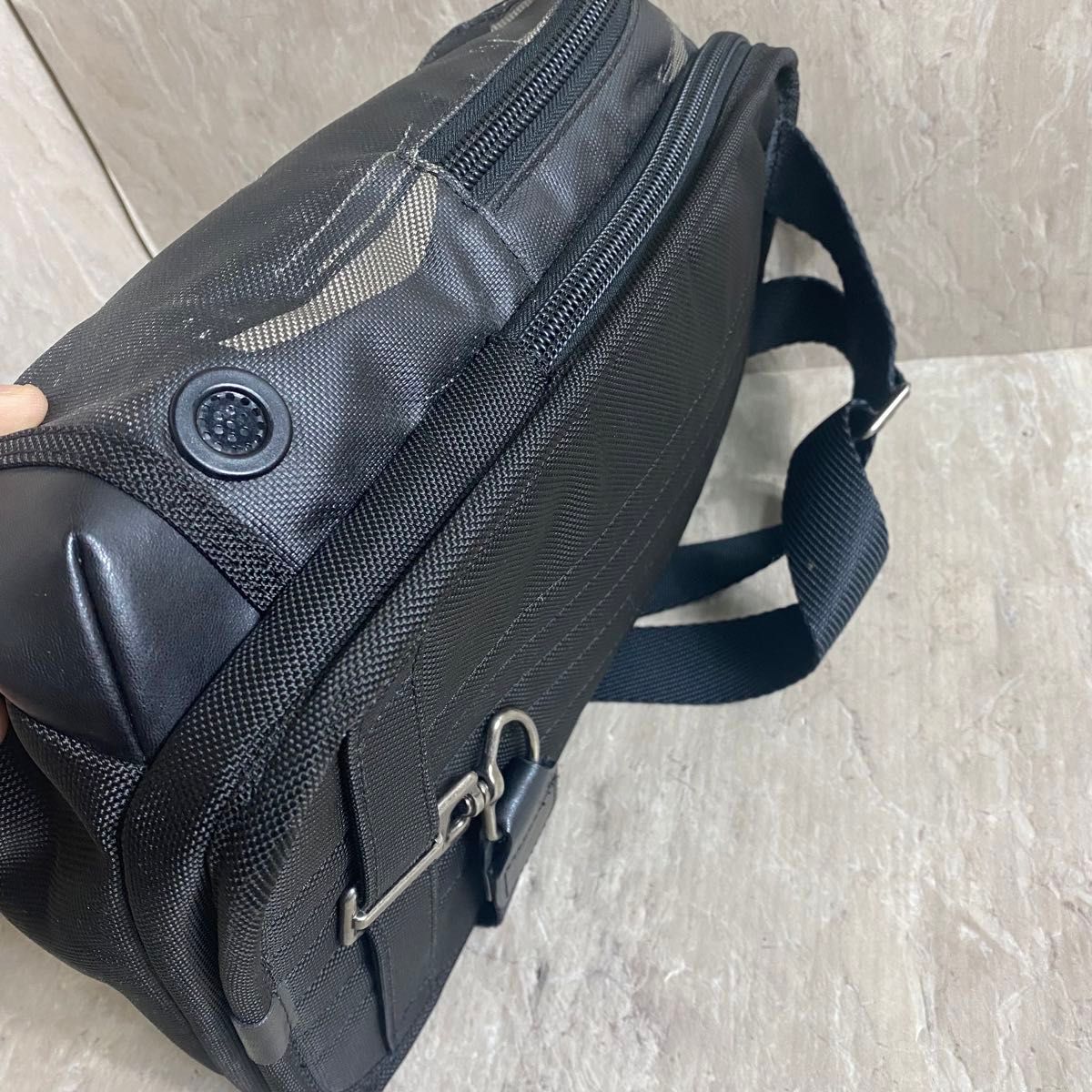 TUMI トゥミ サラトガ スリング カモフラージュ 222393SCP2 ボディバッグ ワンショルダーバッグ| TUMI トゥミ サラトガ スリング カモフラージュ 222393SCP2 ボディバッグ ワンショルダーバッグ|